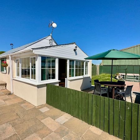 Ferienwohnung Pheasants Nook Narberth Exterior foto