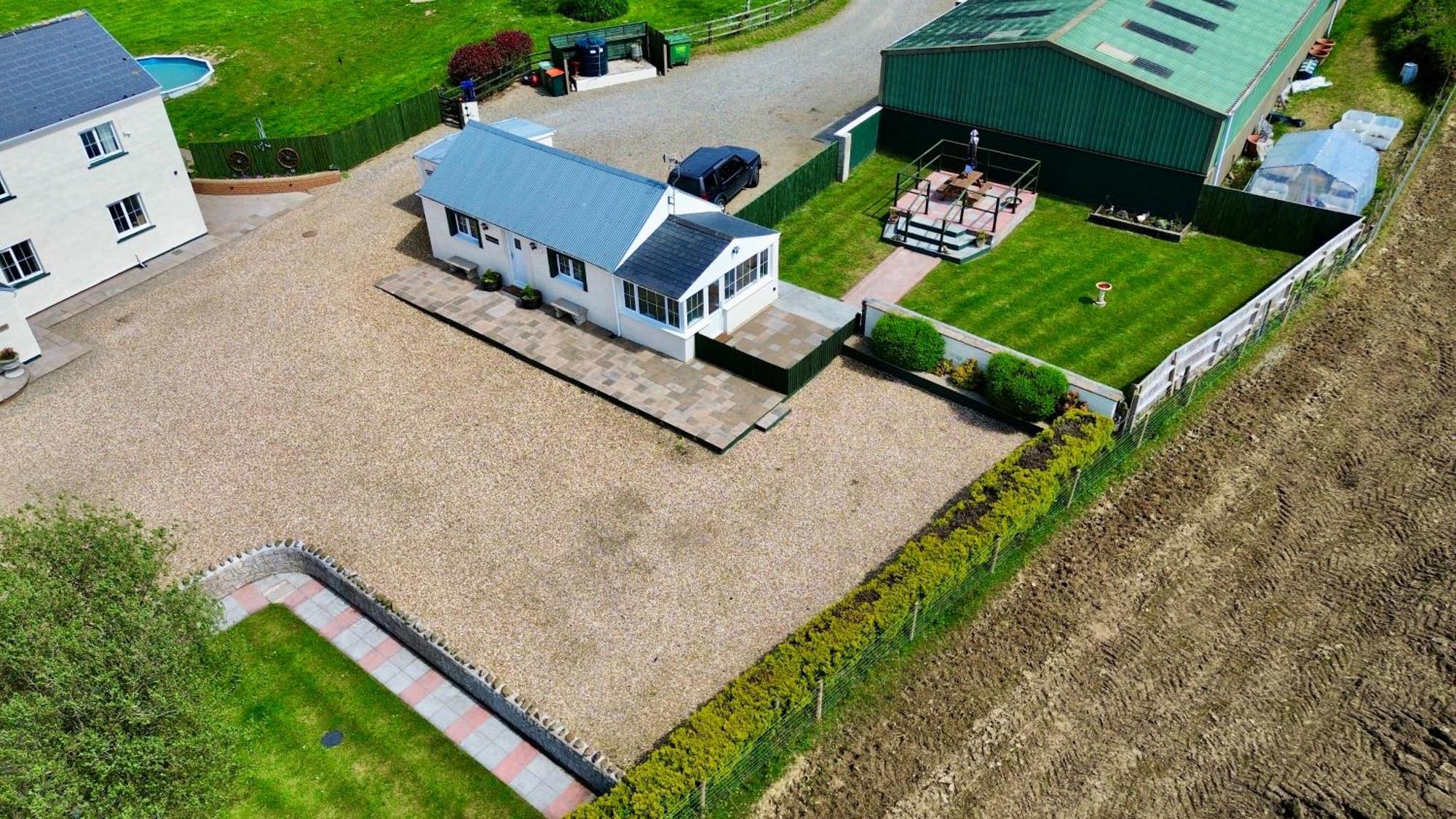 Ferienwohnung Pheasants Nook Narberth Exterior foto
