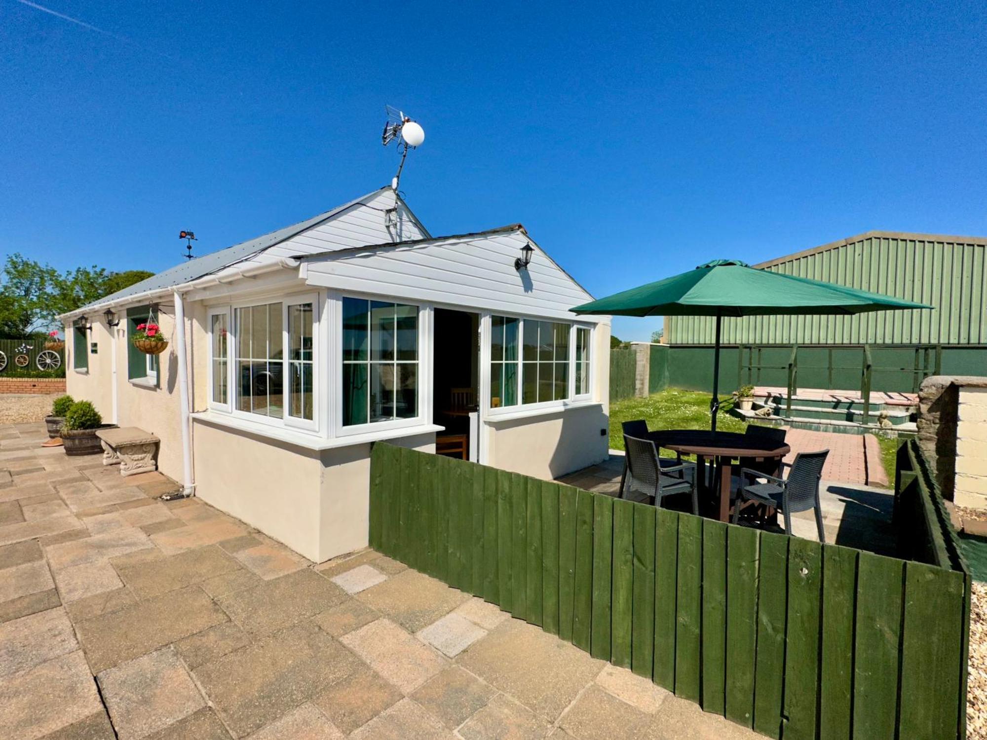 Ferienwohnung Pheasants Nook Narberth Exterior foto
